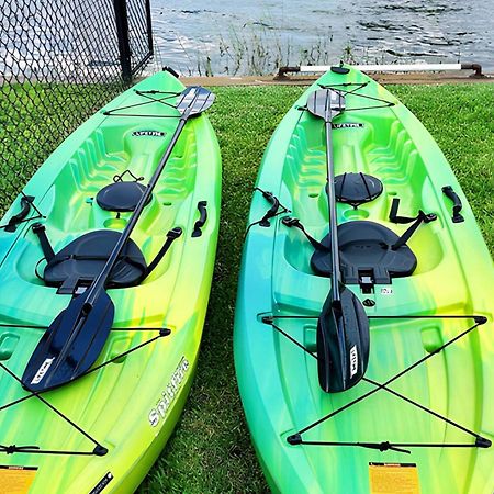 Lakefront Home With Game Room, Kayaks, And Fire Pit Lake Placid Esterno foto